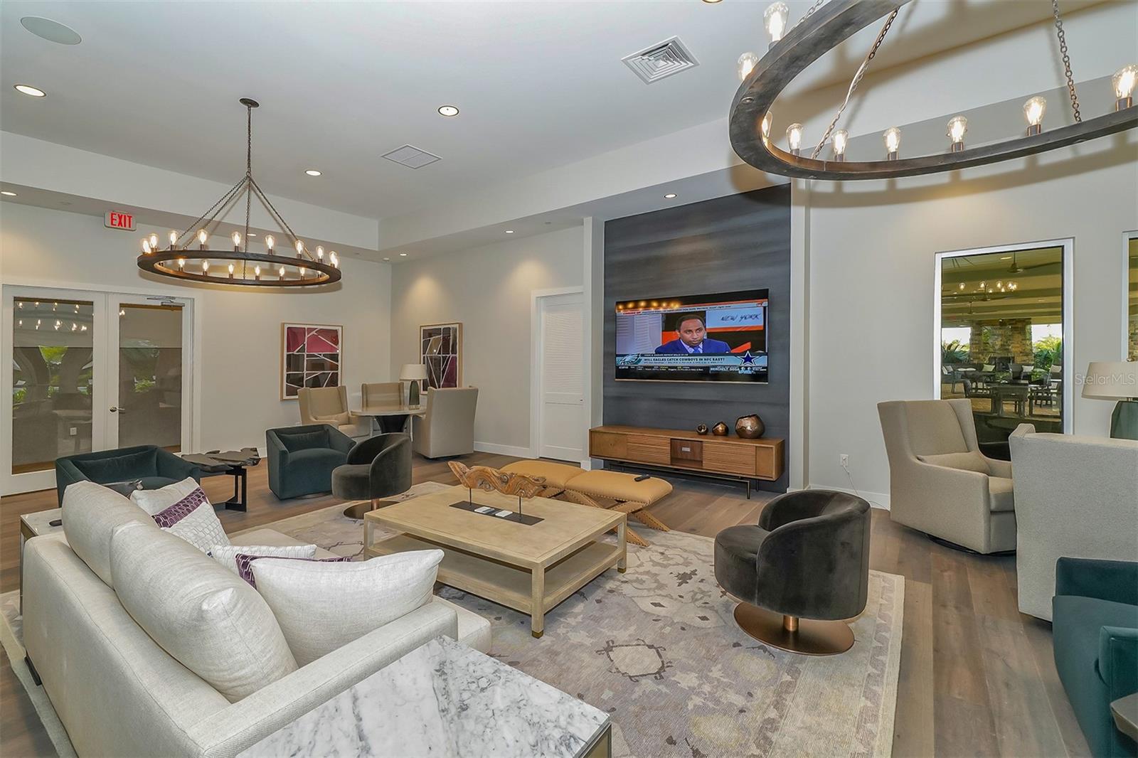 LEGACY ESTATES ON PALMER RANCH - Residential