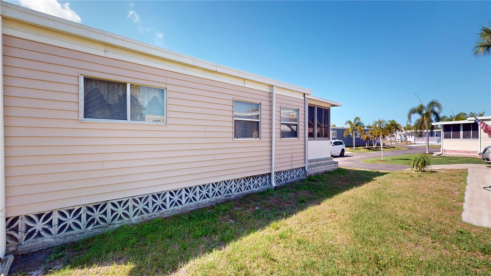 CHATEAU VILLAGE CO-OP - Residential