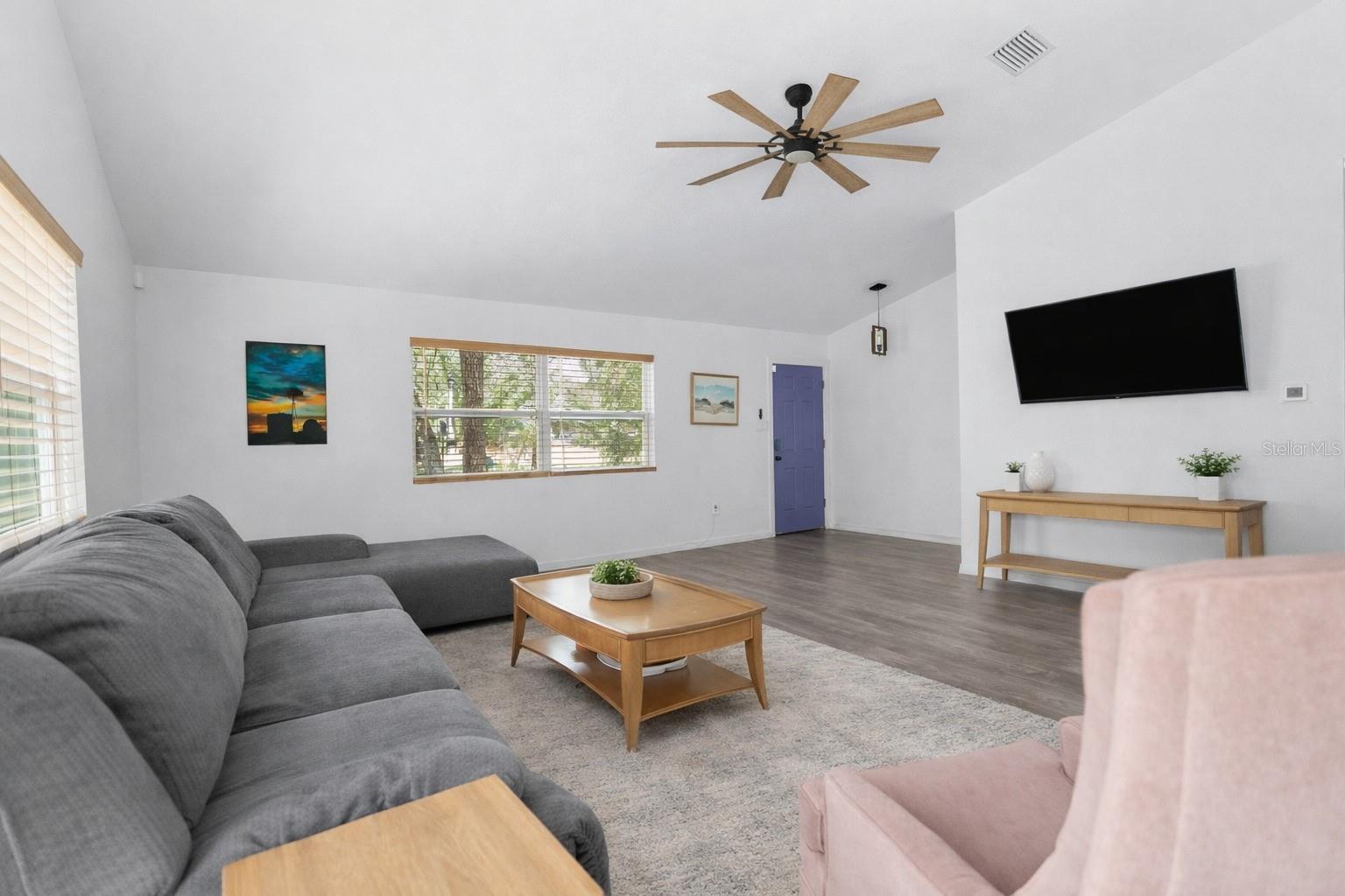 ROYAL HIGHLANDS - Residential