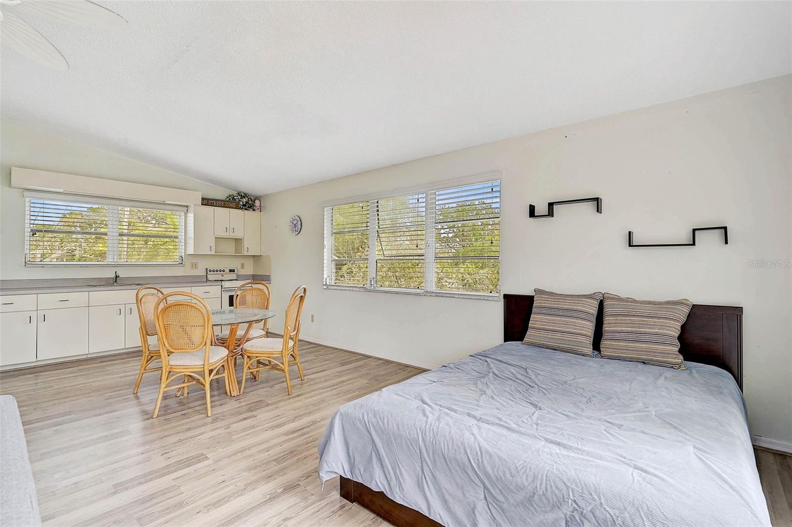 SARASOTA BEACH - Land