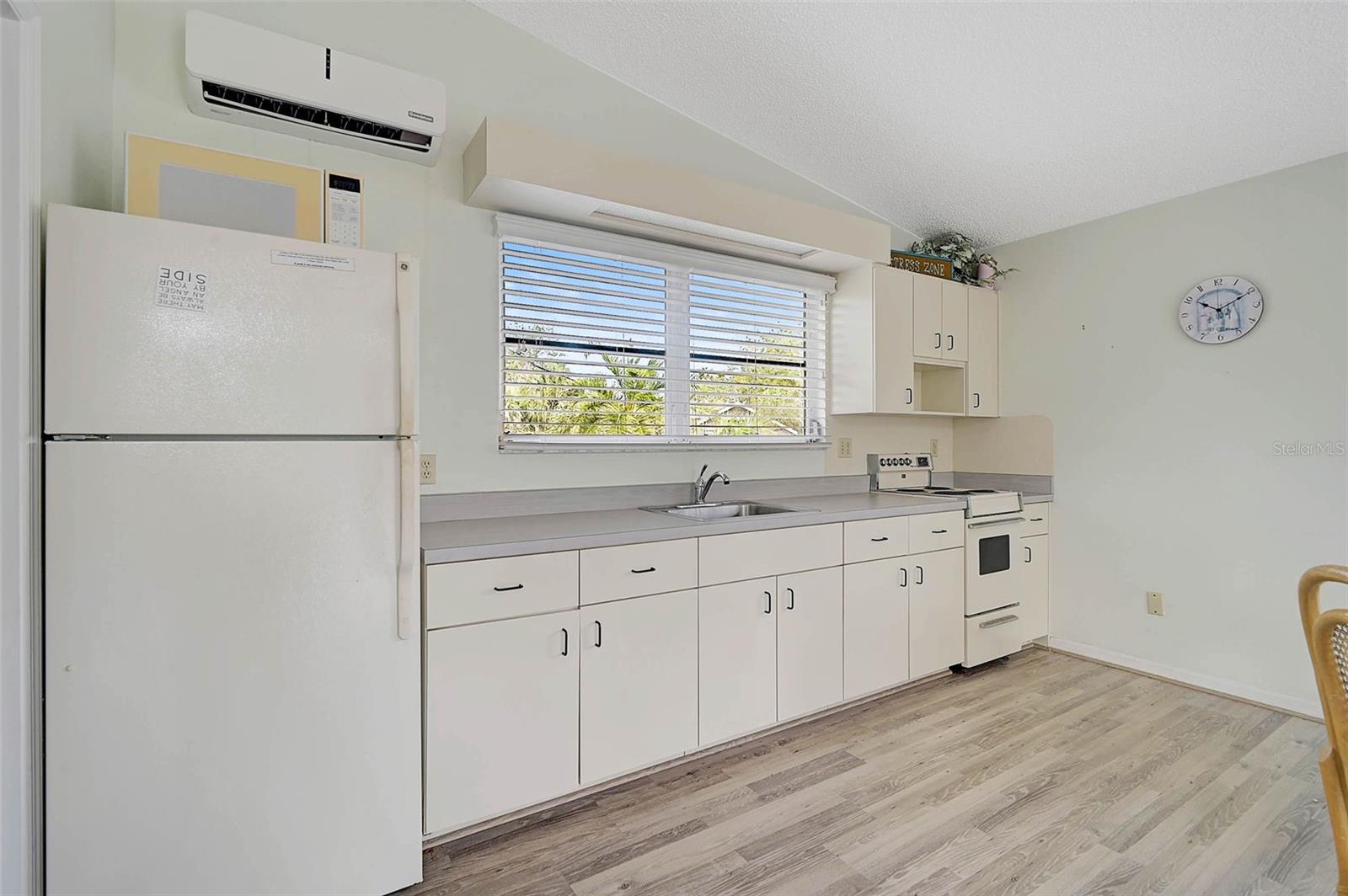 SARASOTA BEACH - Land