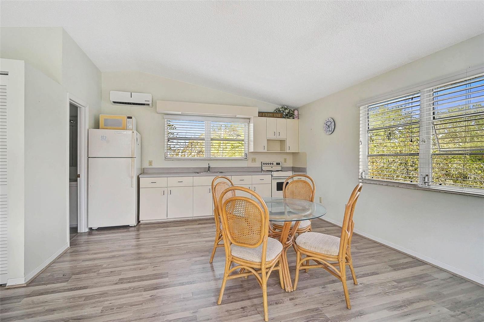 SARASOTA BEACH - Land