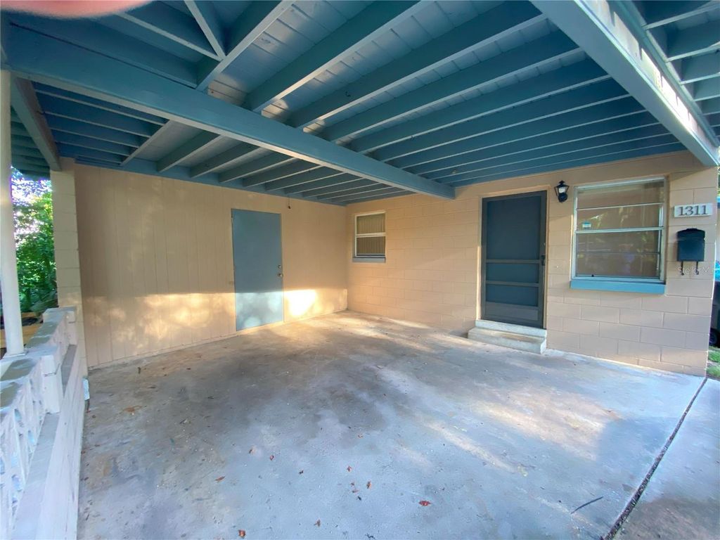 Photo of 1311 Oregon Street, Orlando, FL 32803 (MLS # O6395564)