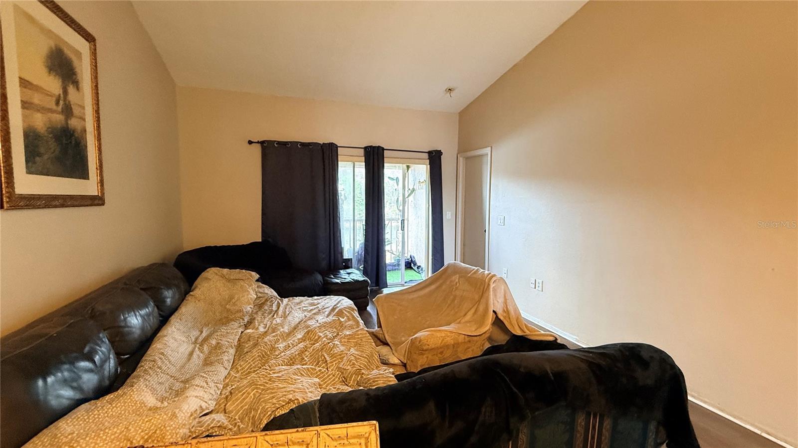 FAIRWAY GLEN AT MEADOW WOODS CONDO - Residential