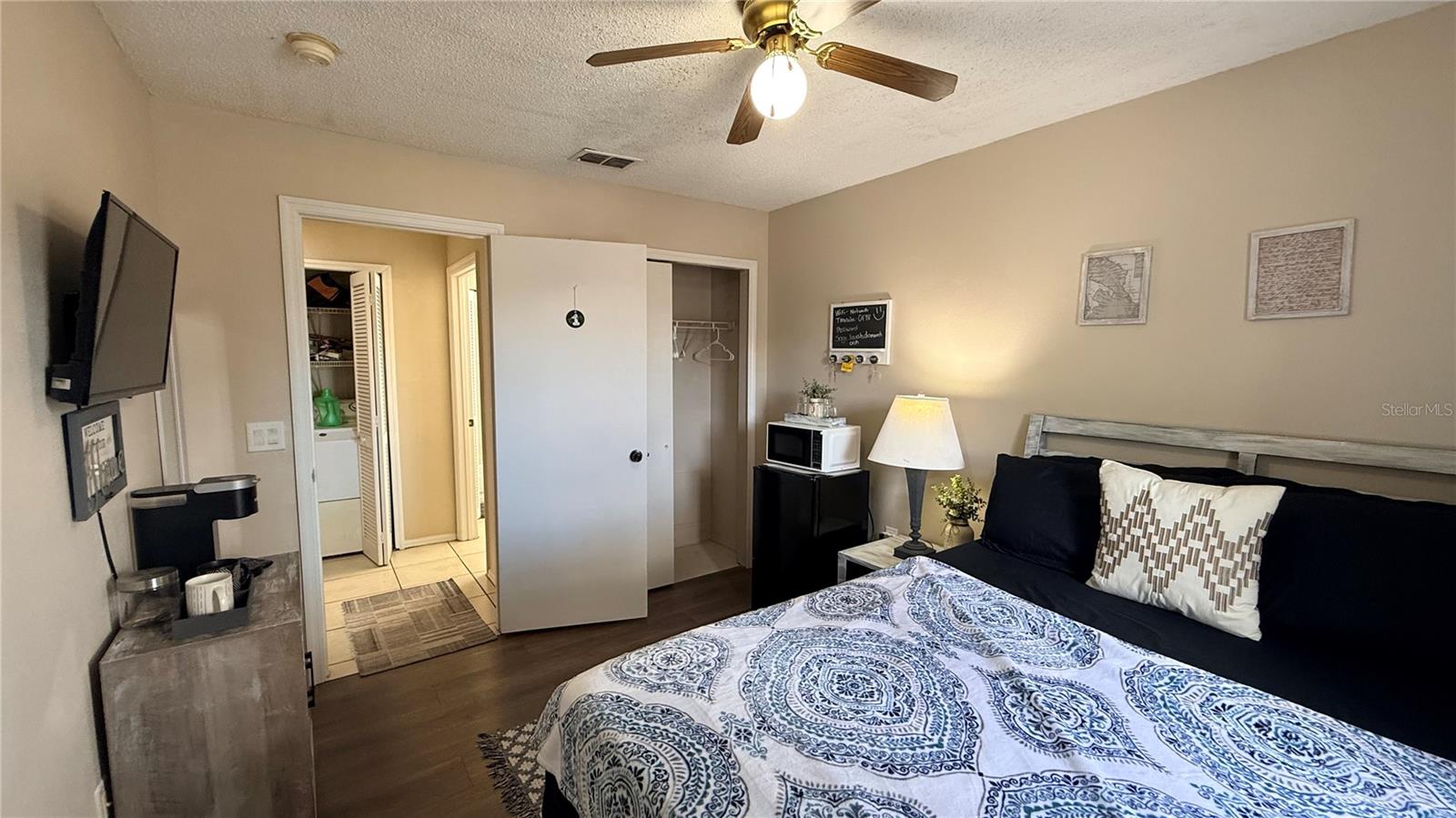 FAIRWAY GLEN AT MEADOW WOODS CONDO - Residential