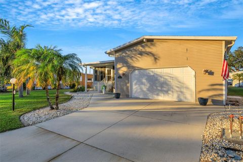 A home in PALMETTO