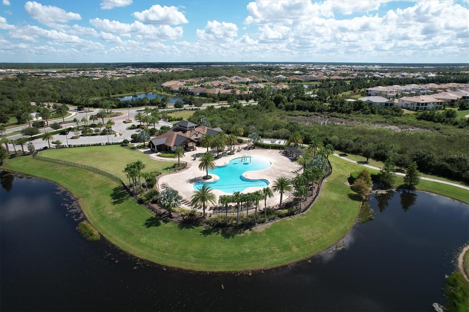 COUNTRY CLUB EAST AT LAKEWD RNCH YY1-4 - Residential