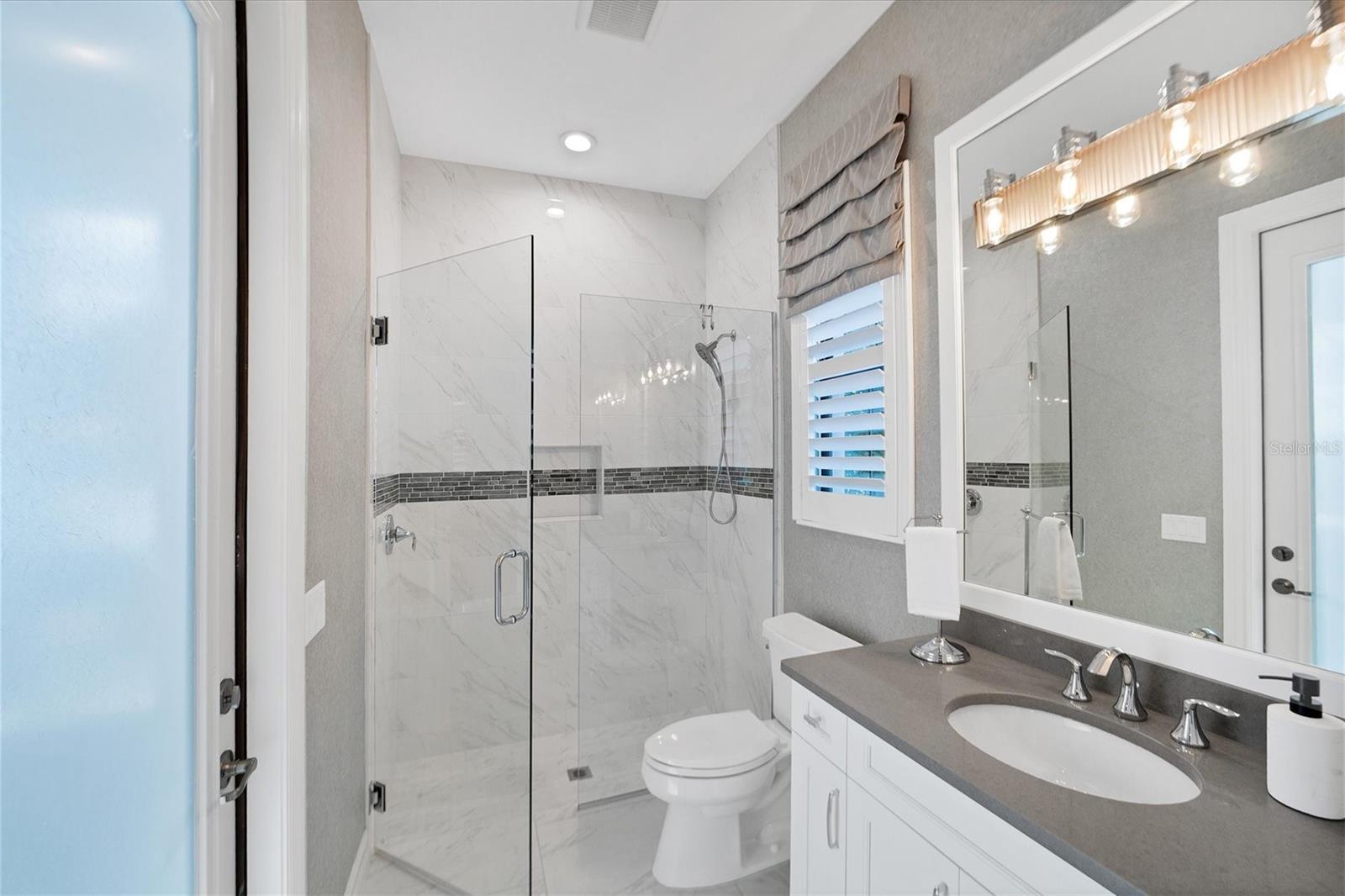 COUNTRY CLUB EAST AT LAKEWD RNCH YY1-4 - Residential