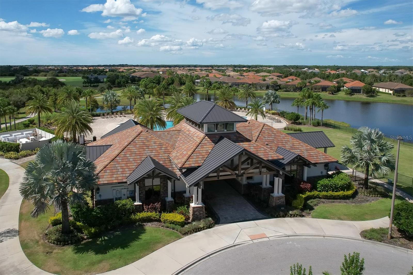 COUNTRY CLUB EAST AT LAKEWD RNCH YY1-4 - Residential