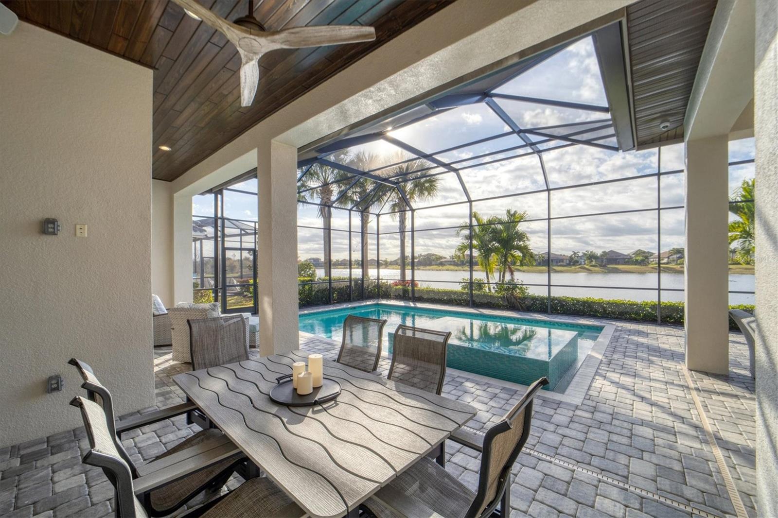 COUNTRY CLUB EAST AT LAKEWD RNCH YY1-4 - Residential