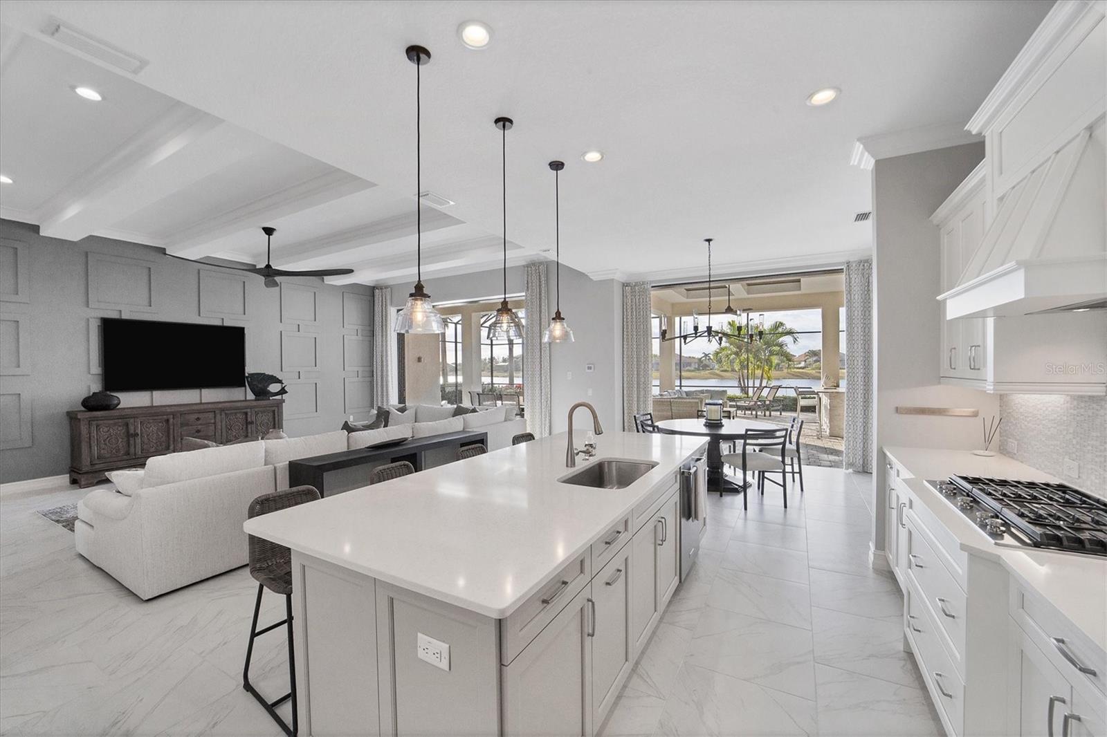 COUNTRY CLUB EAST AT LAKEWD RNCH YY1-4 - Residential