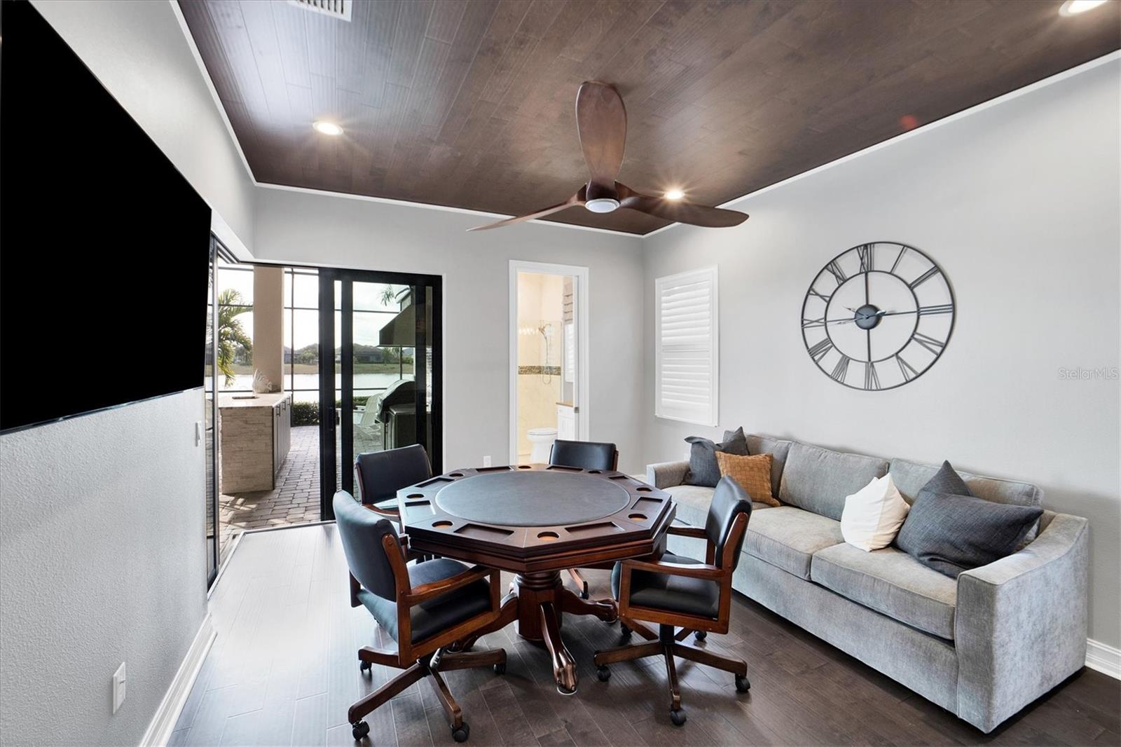 COUNTRY CLUB EAST AT LAKEWD RNCH YY1-4 - Residential