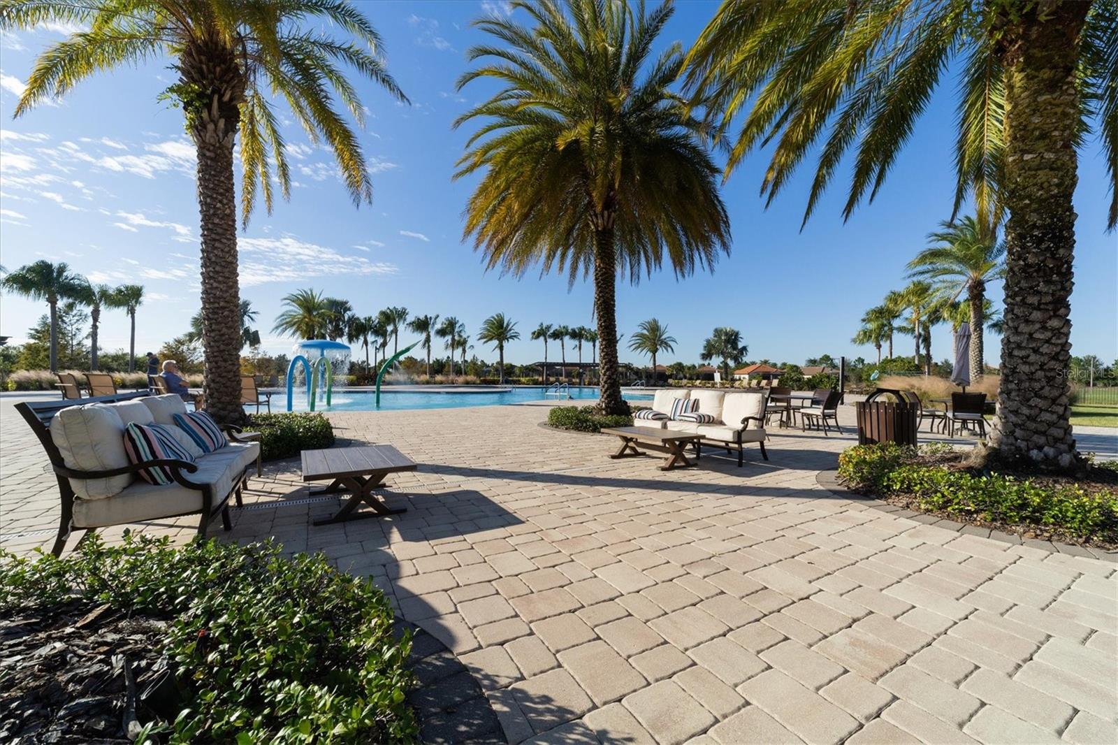 COUNTRY CLUB EAST AT LAKEWD RNCH YY1-4 - Residential