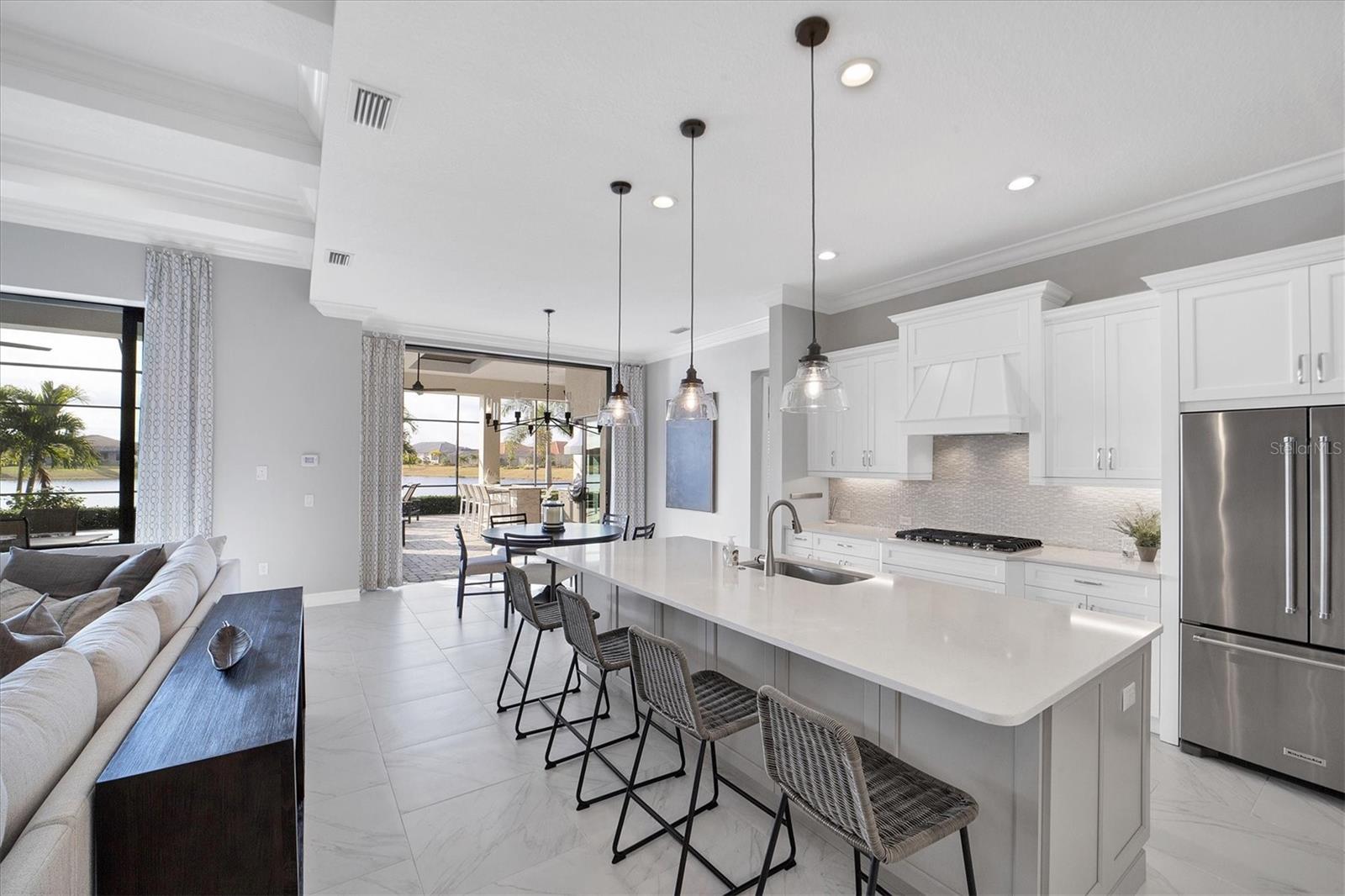 COUNTRY CLUB EAST AT LAKEWD RNCH YY1-4 - Residential