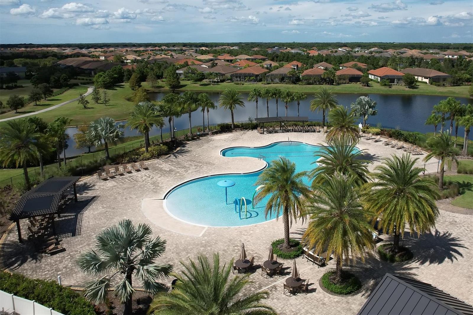 COUNTRY CLUB EAST AT LAKEWD RNCH YY1-4 - Residential