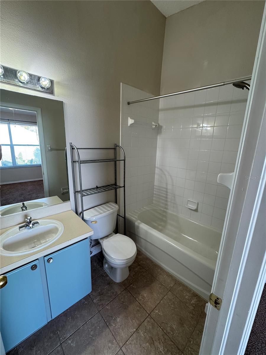 OSPREY RUN TWNHMS PH 2 - Residential Lease