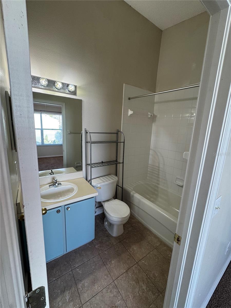 OSPREY RUN TWNHMS PH 2 - Residential Lease