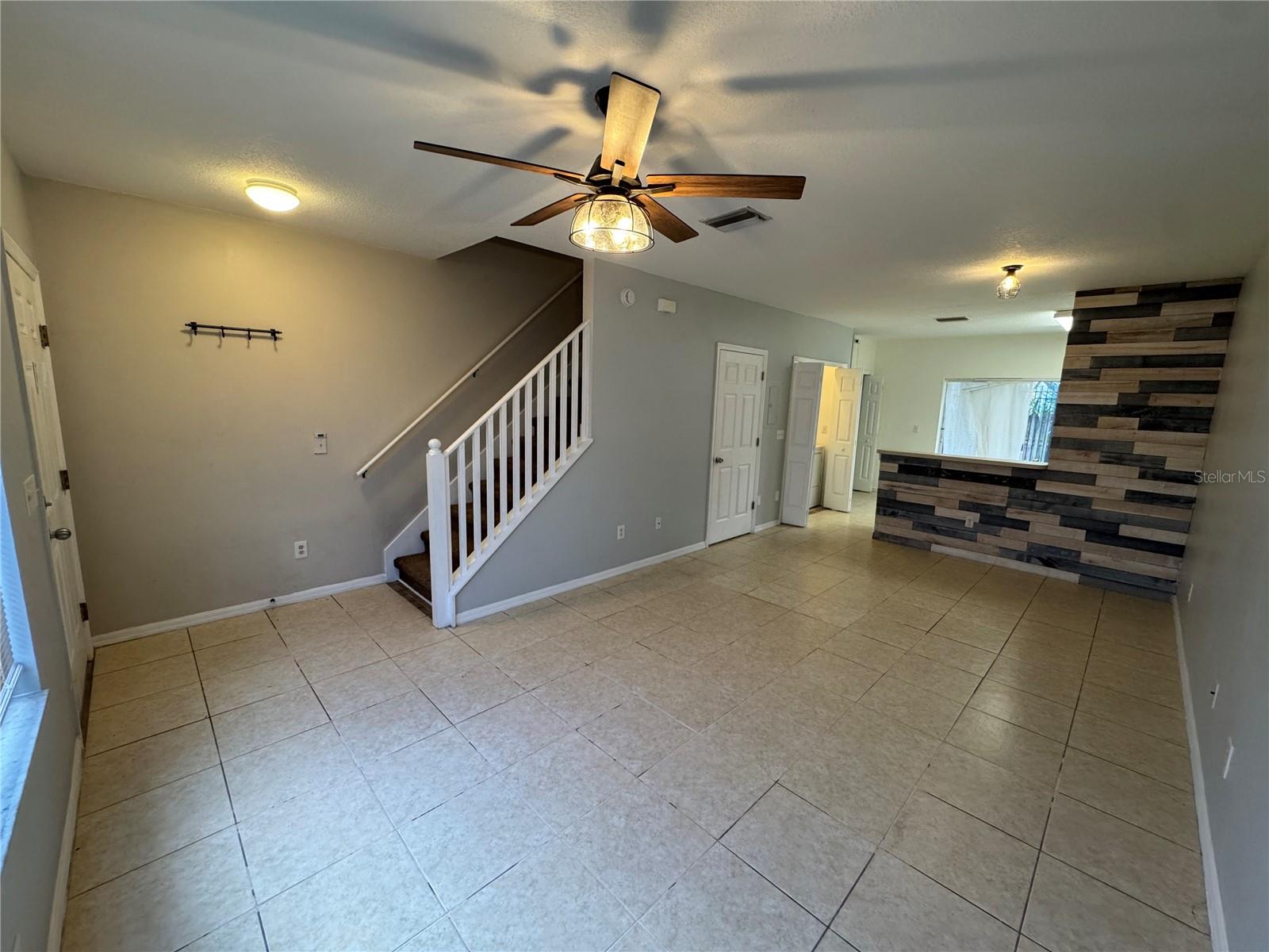 OSPREY RUN TWNHMS PH 2 - Residential Lease