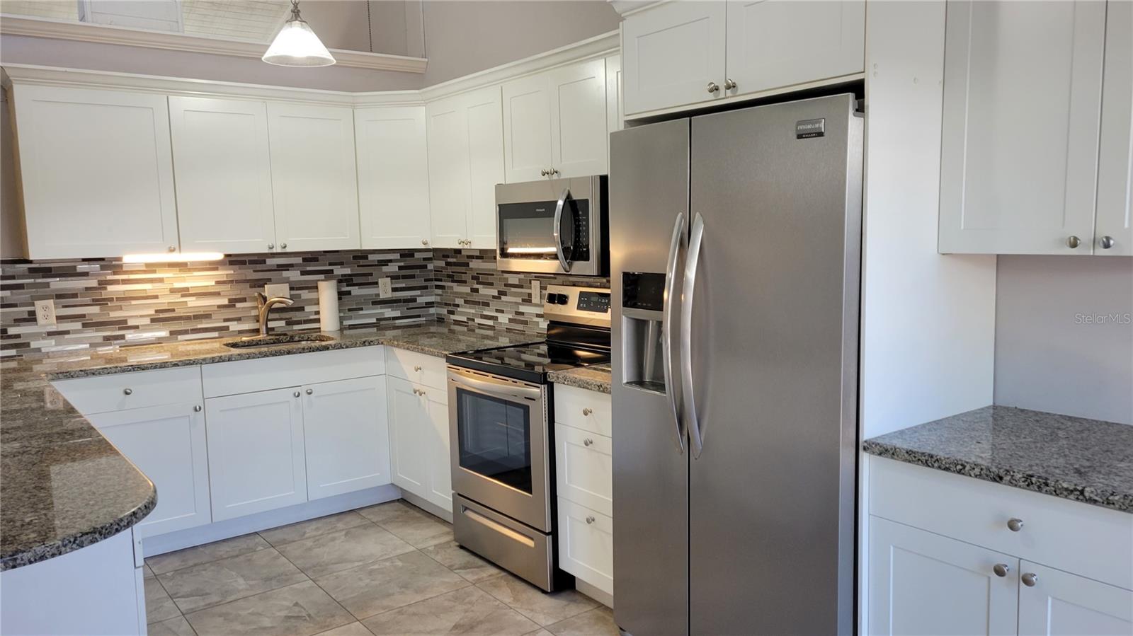 JEFFERSON CLUB - Residential Lease