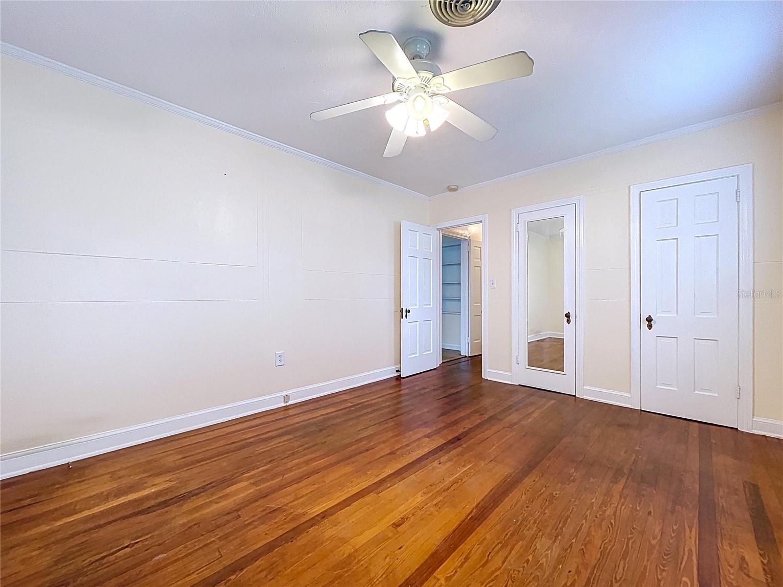 HULL LAURA V ADD - Residential