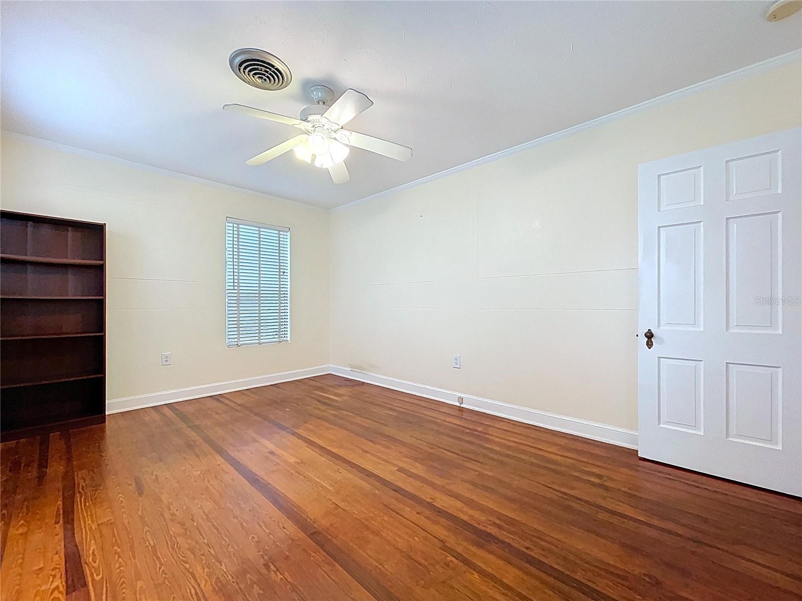 HULL LAURA V ADD - Residential