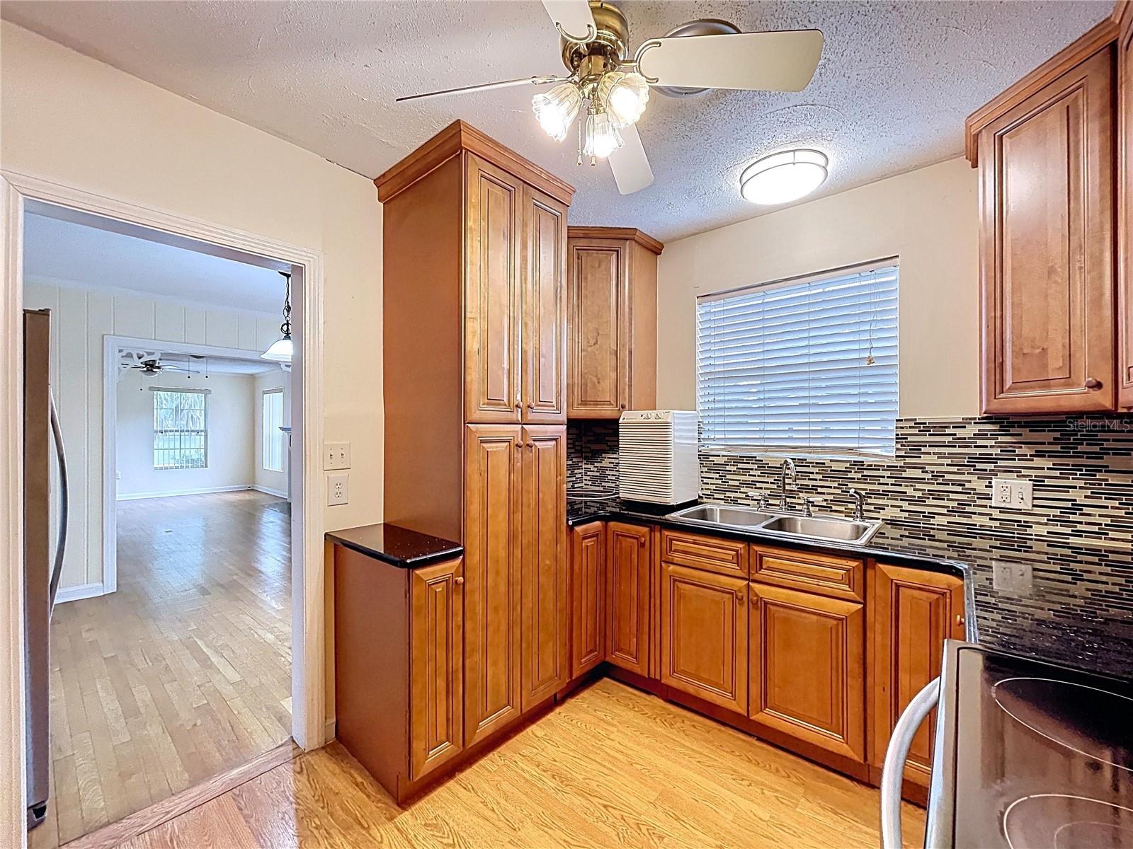 HULL LAURA V ADD - Residential