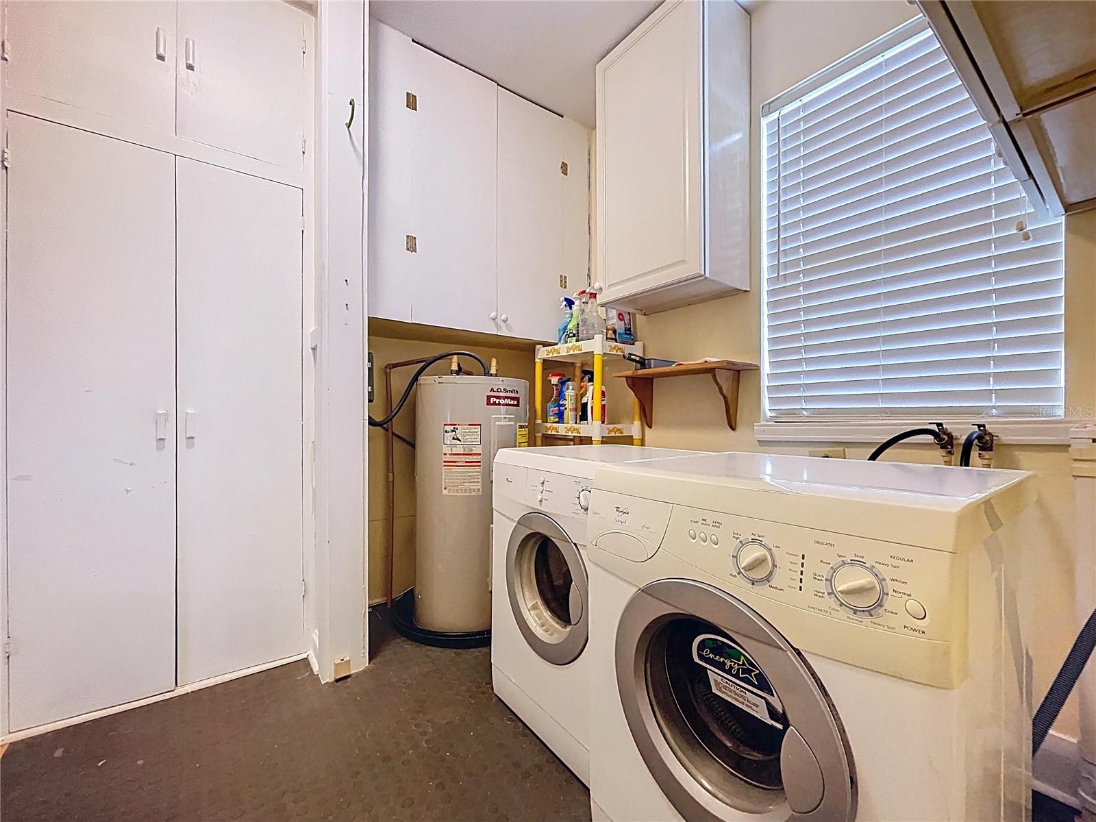 HULL LAURA V ADD - Residential