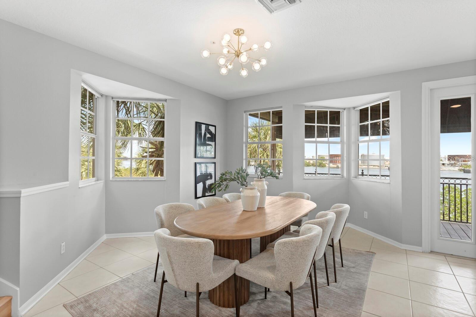 HARBOURSIDE AT HARBOUR ISLAND - Residential Lease