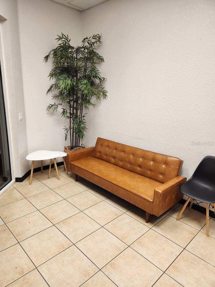 SANDHILL GARDEN PK/COMMERCE - Commercial Lease