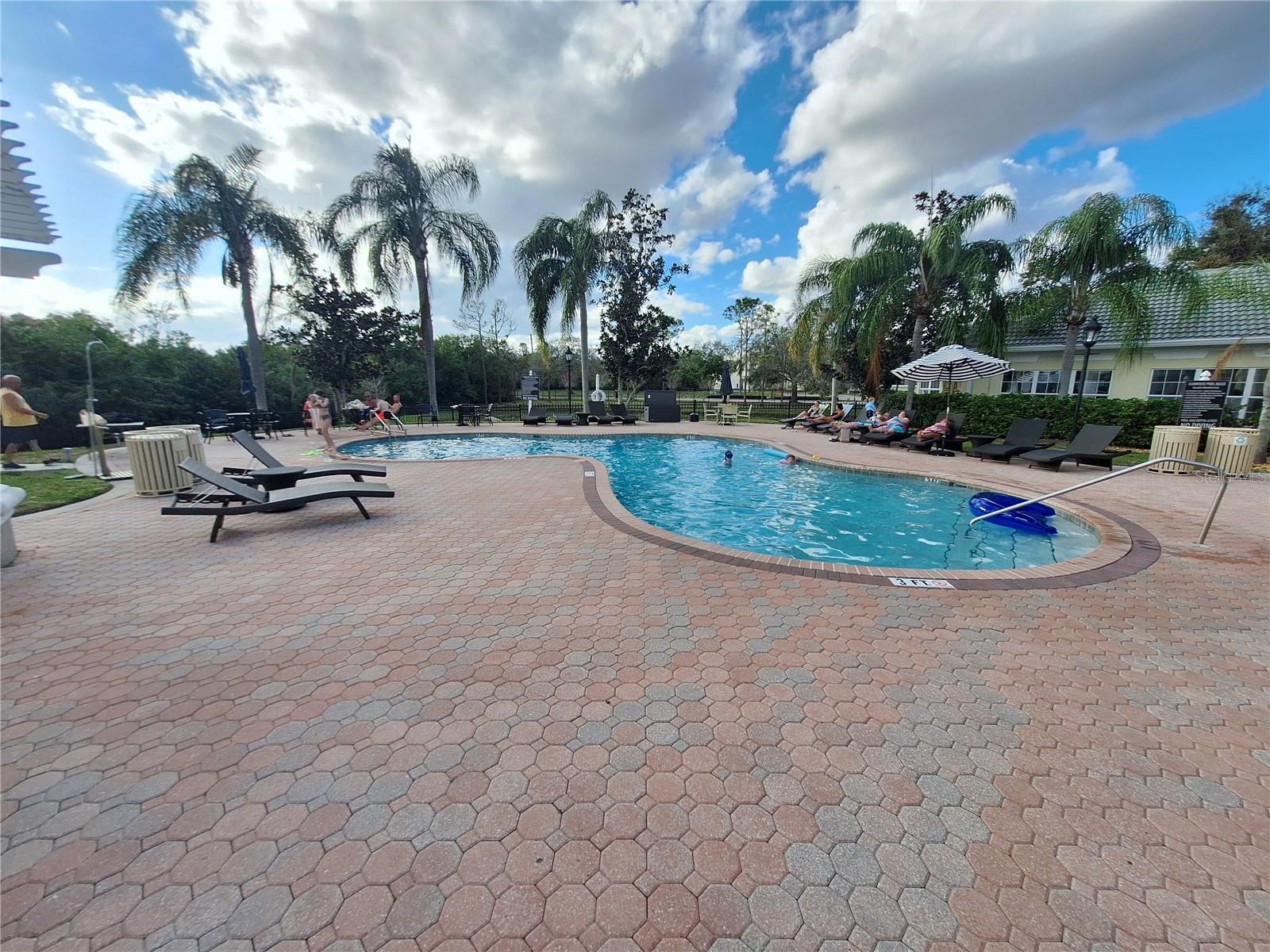 SERENADE ON PALMER RANCH - Residential Lease