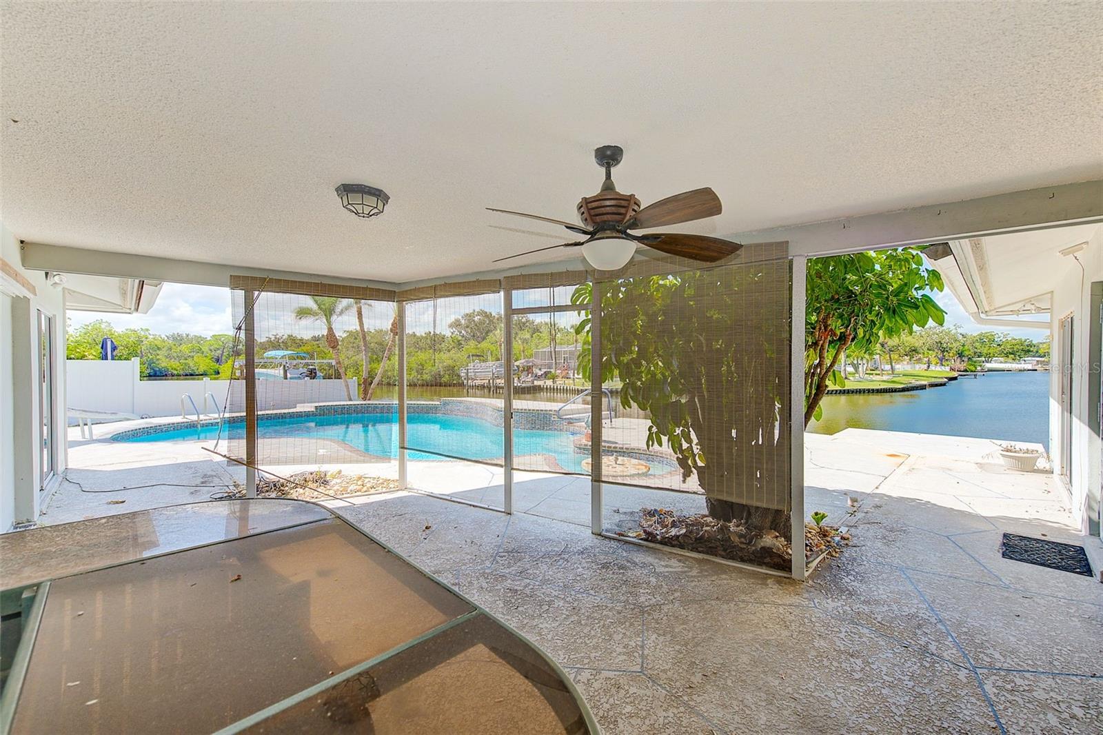 SHARON OAKS - Residential