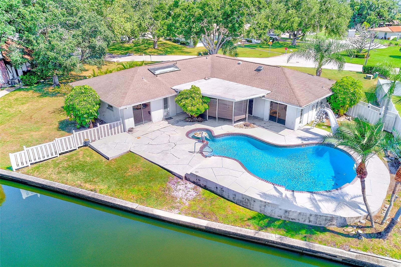 SHARON OAKS - Residential