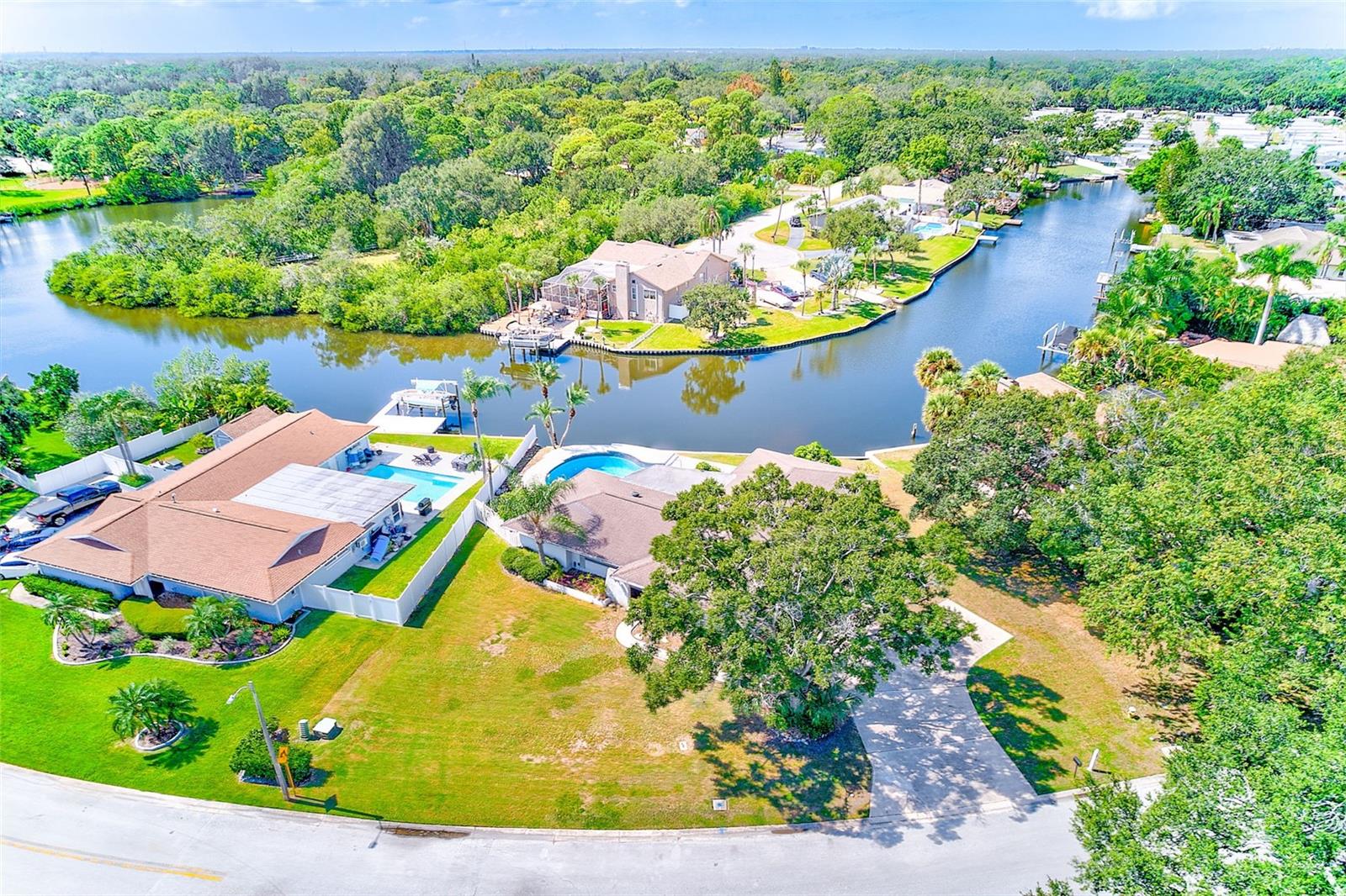 SHARON OAKS - Residential