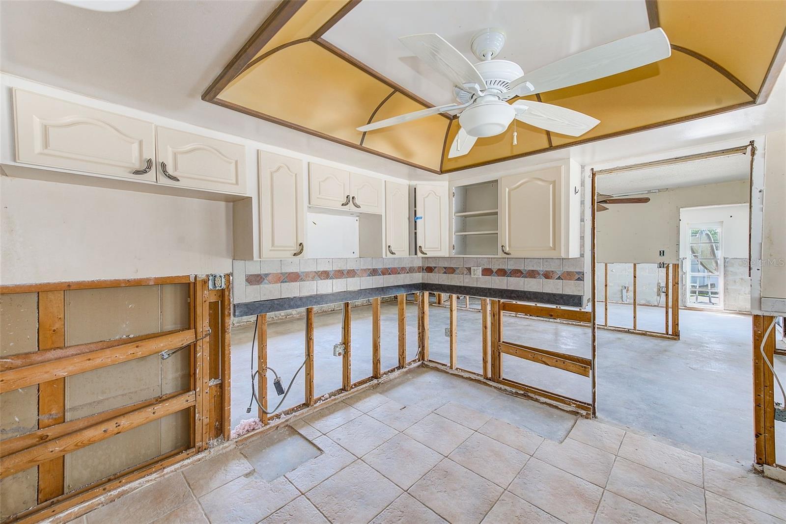 SHARON OAKS - Residential