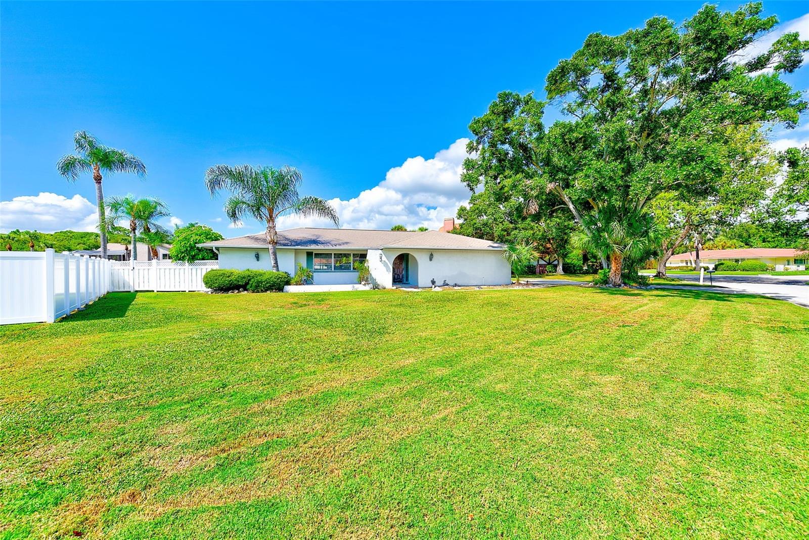 SHARON OAKS - Residential