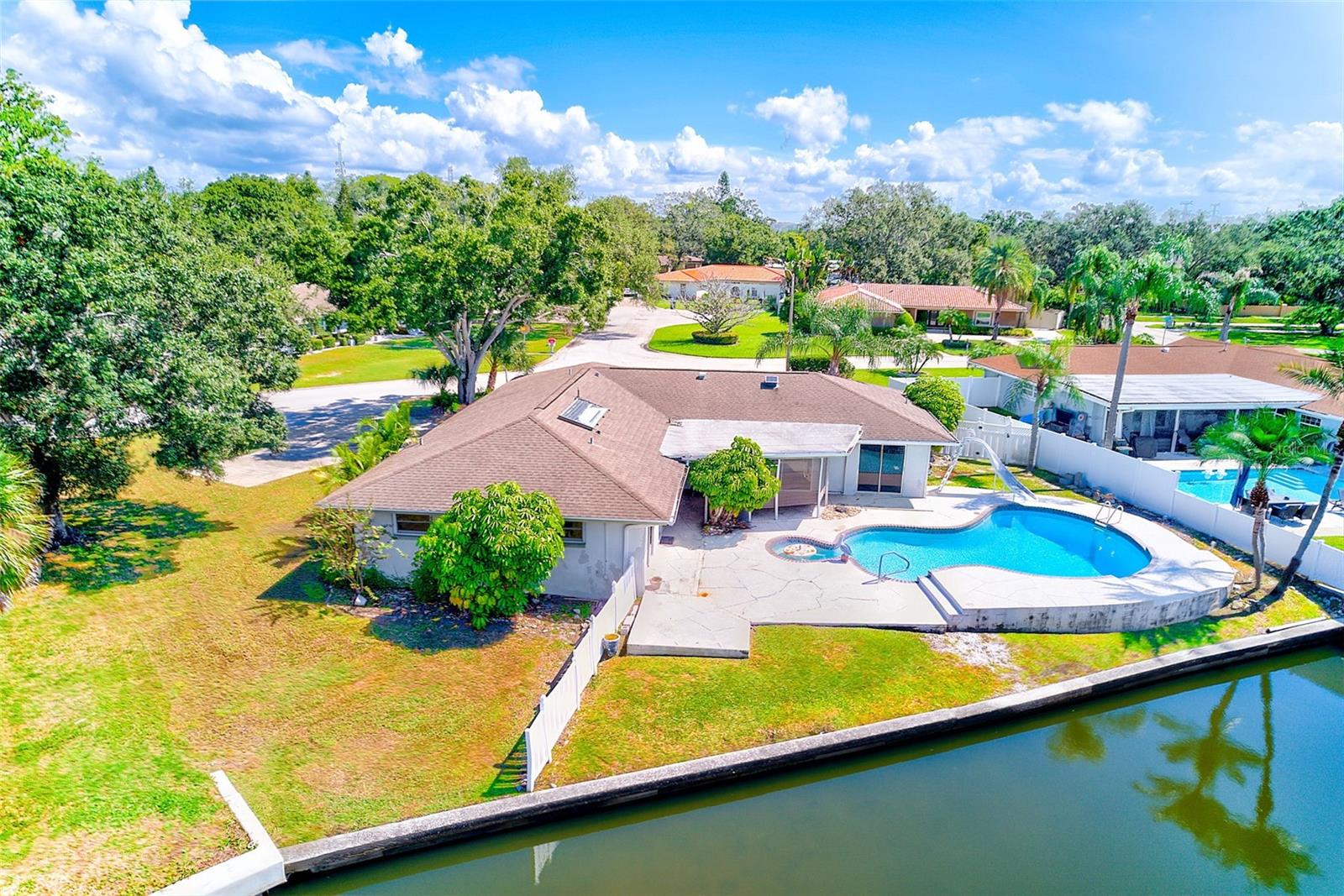 SHARON OAKS - Residential