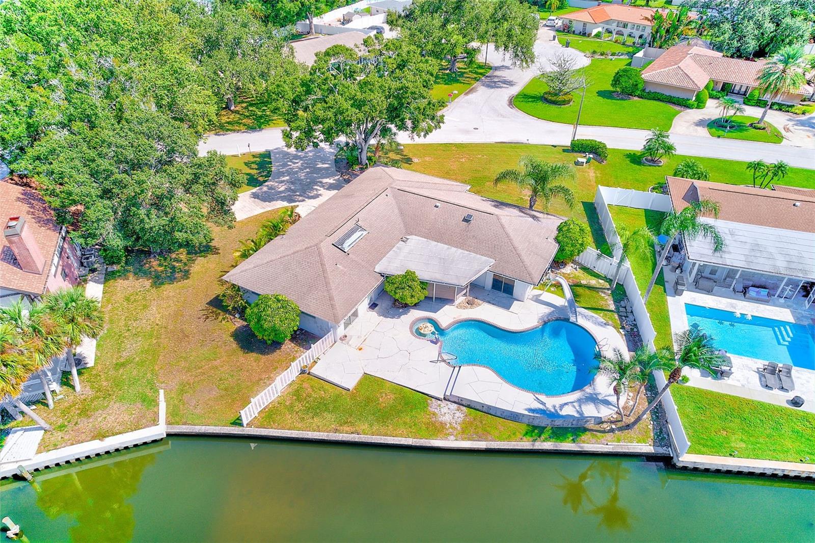SHARON OAKS - Residential