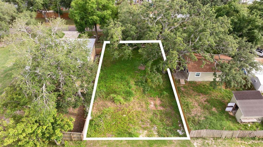 Photo of 3233 Laurel Avenue, Clearwater, FL 33762 (MLS # TB8515541)