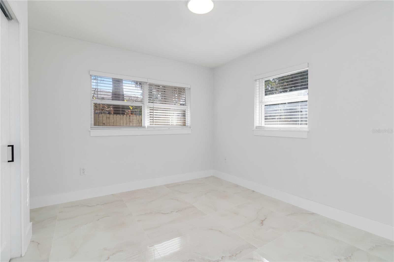 PLEASANT VIEW TERRACE 3RD ADD - Residential