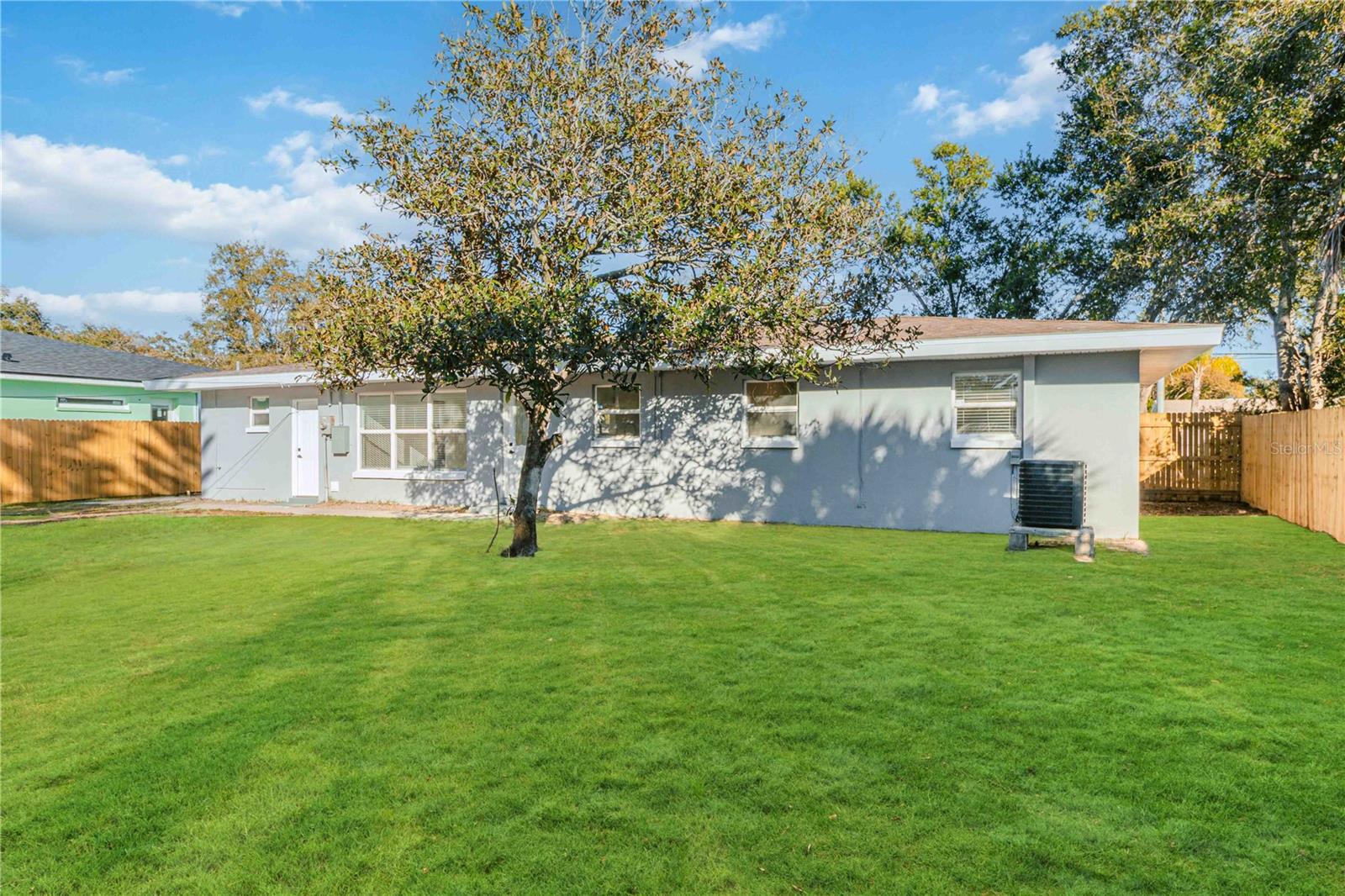 PLEASANT VIEW TERRACE 3RD ADD - Residential