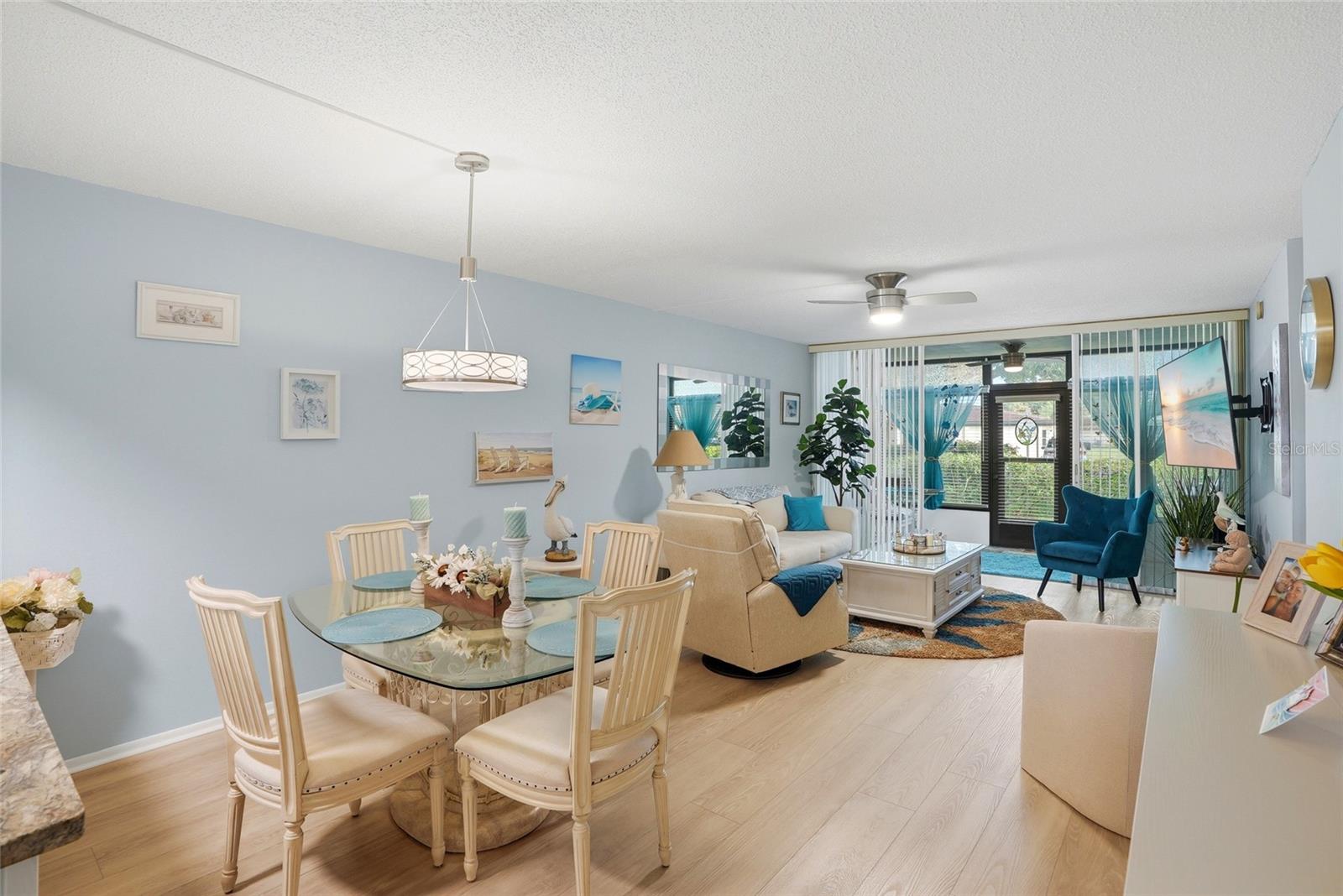 VILLAS DE GOLF CONDO - Residential