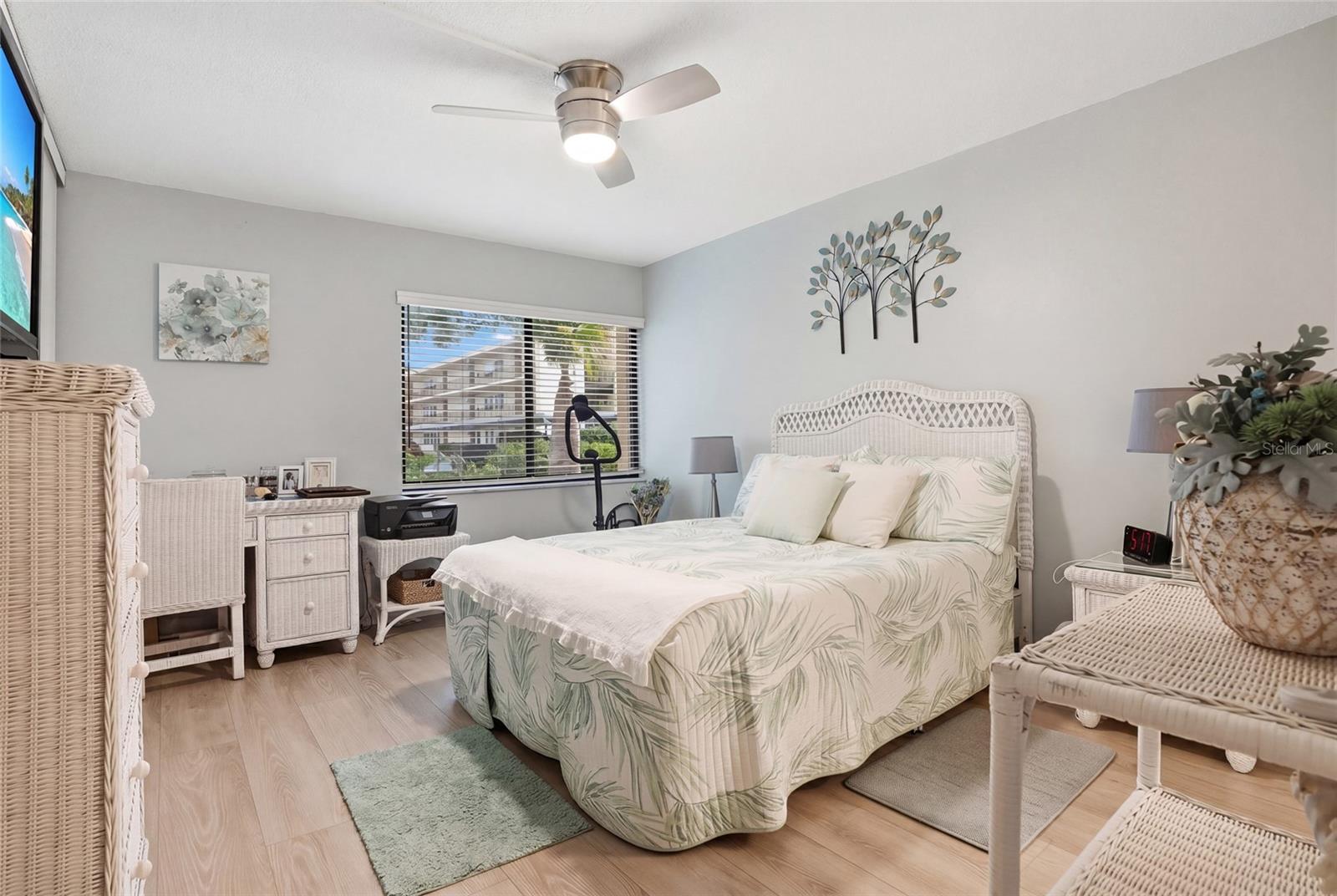 VILLAS DE GOLF CONDO - Residential