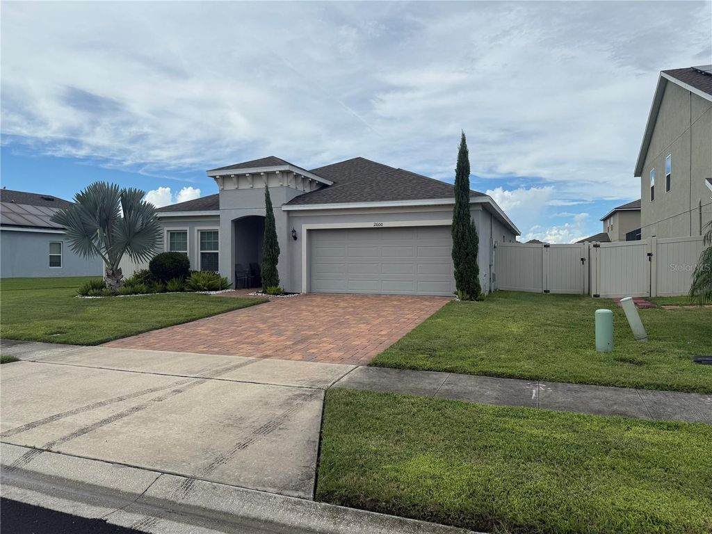 Photo of 2600 Wadeview Loop, Saint Cloud, FL 34769 (MLS # S5139400)