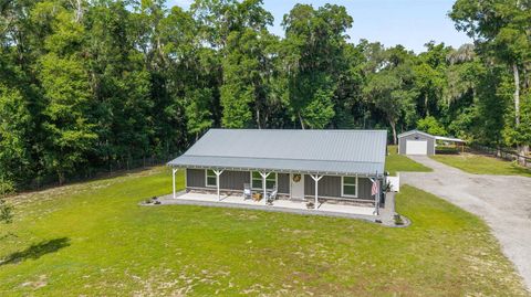 Photo of 14366 NE 42nd Terrace, Anthony, FL 32617 (MLS # OM725892)