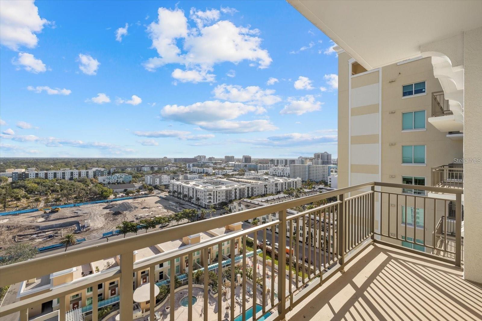 ALINARI - Residential Lease