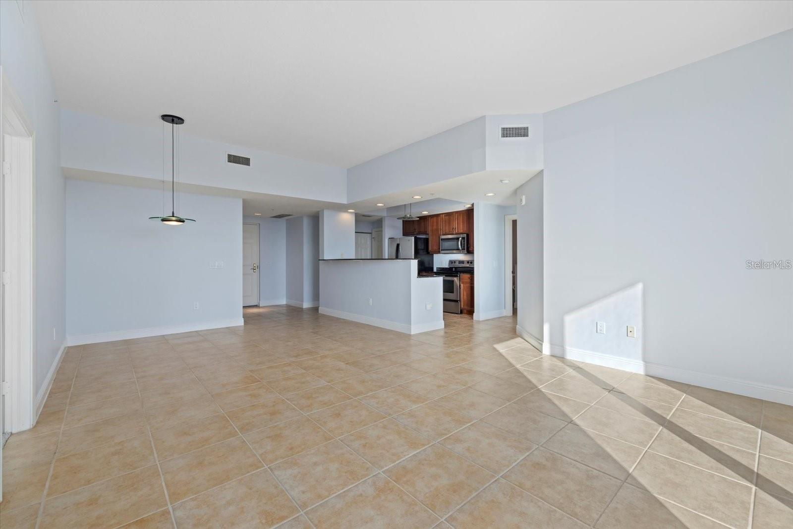 ALINARI - Residential Lease