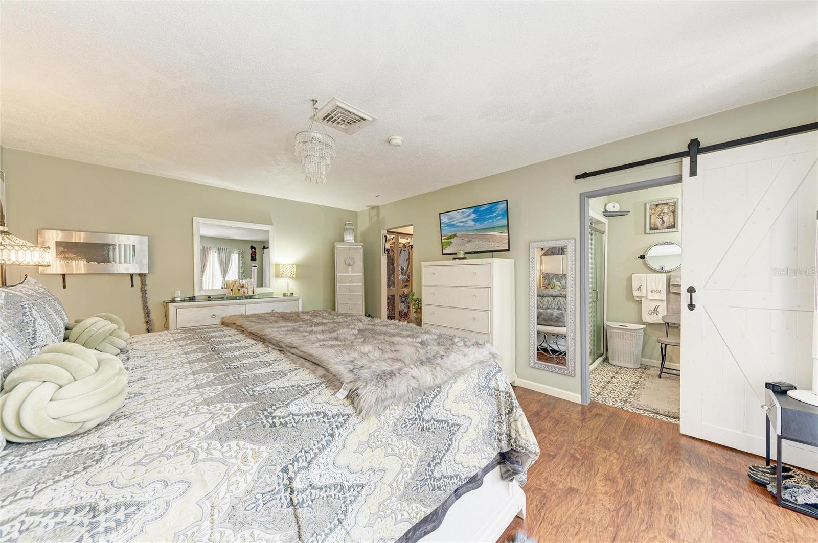 LAS CASAS CONDO - Residential