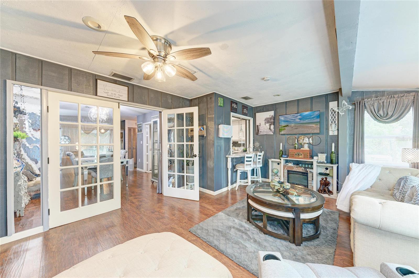 LAS CASAS CONDO - Residential