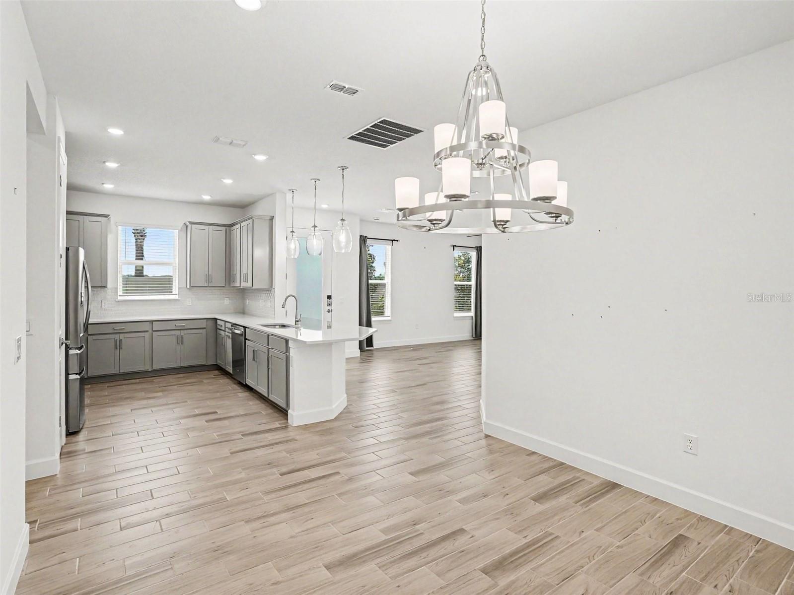 ESPLANADE AT CENTER LAKE RANCH PH 1 - Residential
