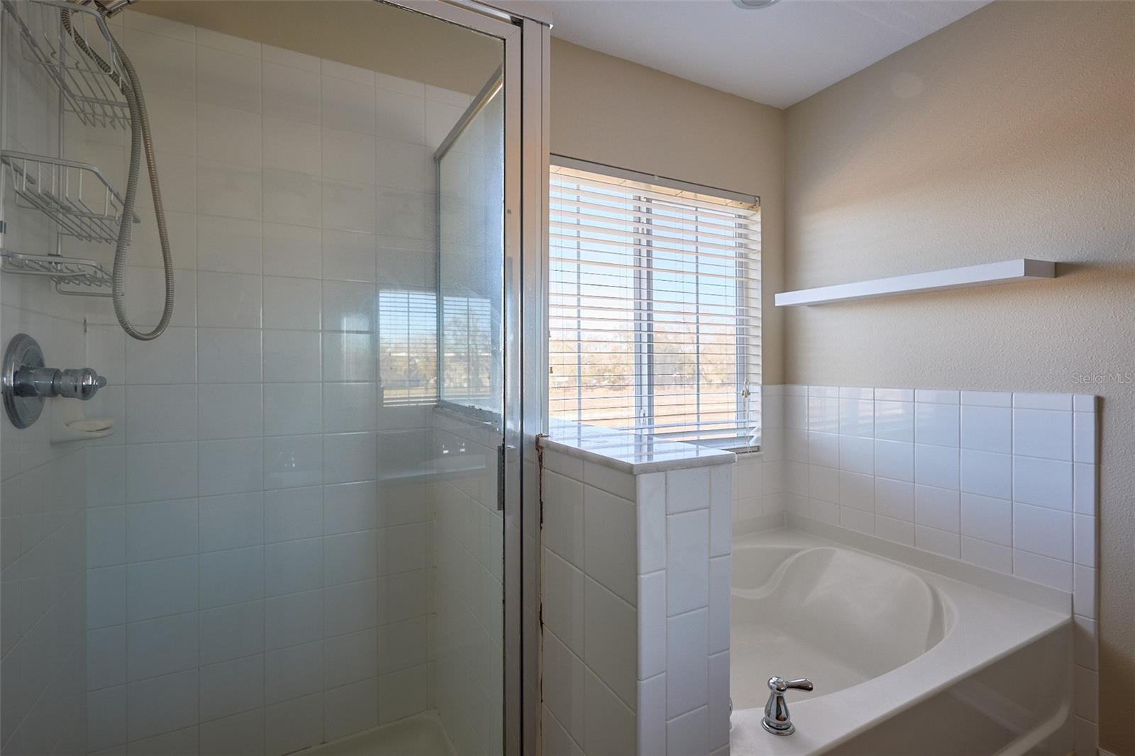 SUNSET POINTE TWNHMS - Residential